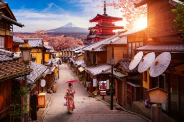 The 15 Best Things to Do in Japan 2023